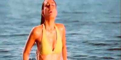 Kareena Bikini Scene from Tashan, drool ON 33 